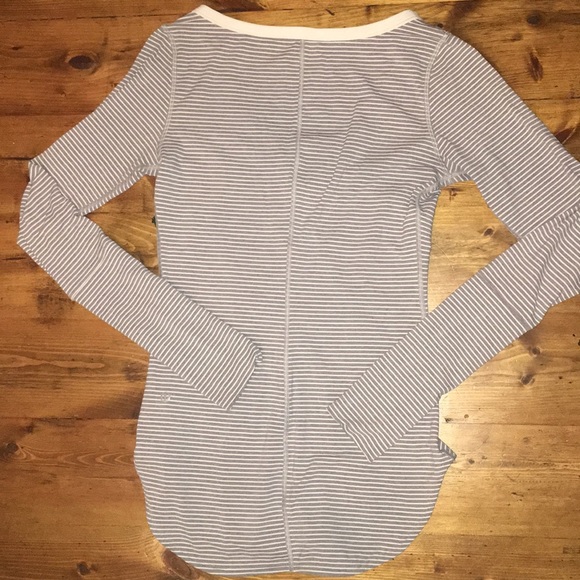 Lululemon long Sleeve Shirt - Picture 2 of 4